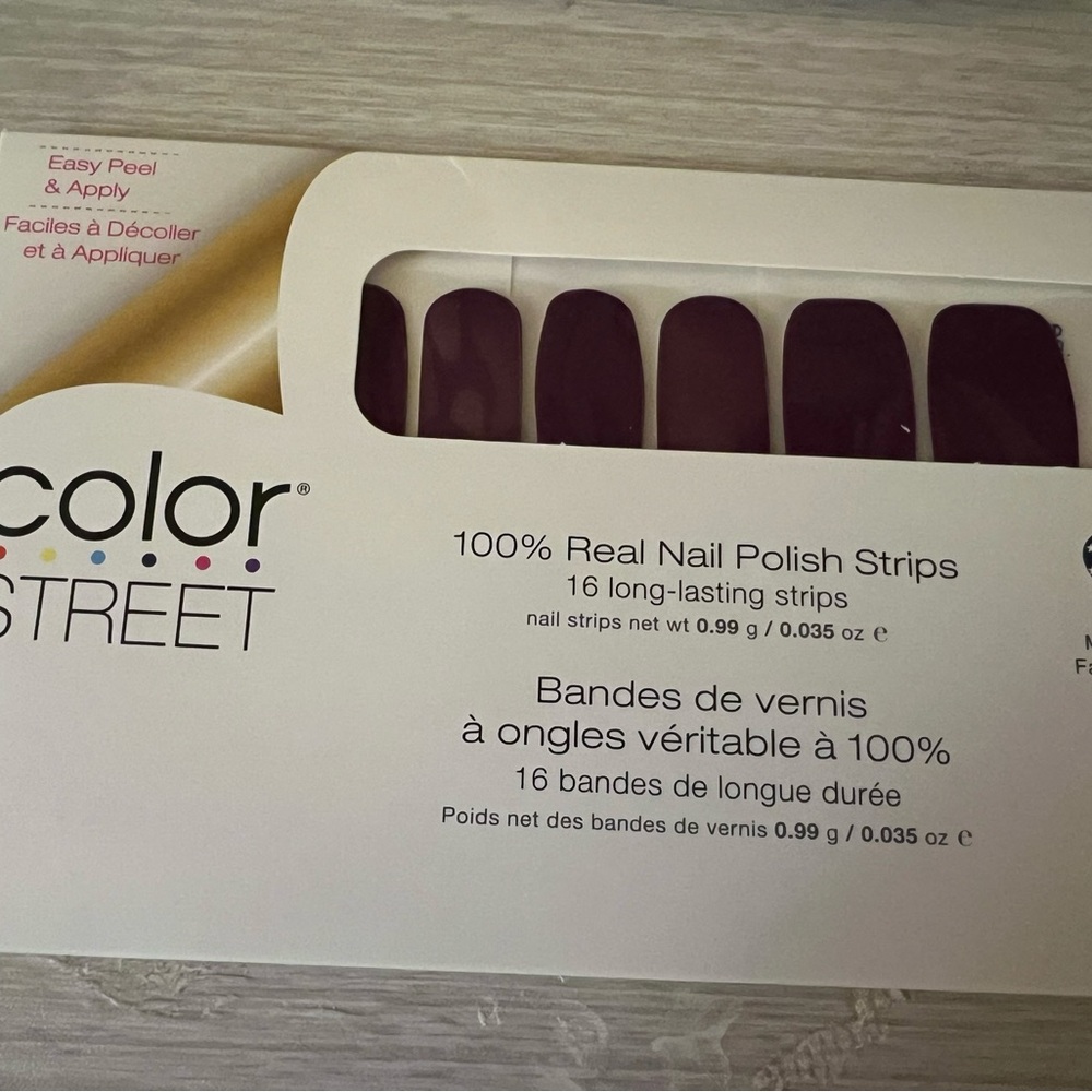 Color Street Nail Polish Strips - Aberdeen Aubergine